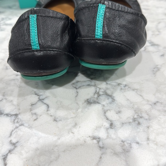 Tieks matte black size 11 good used condition. Price is firm. Includes box - Picture 11 of 12
